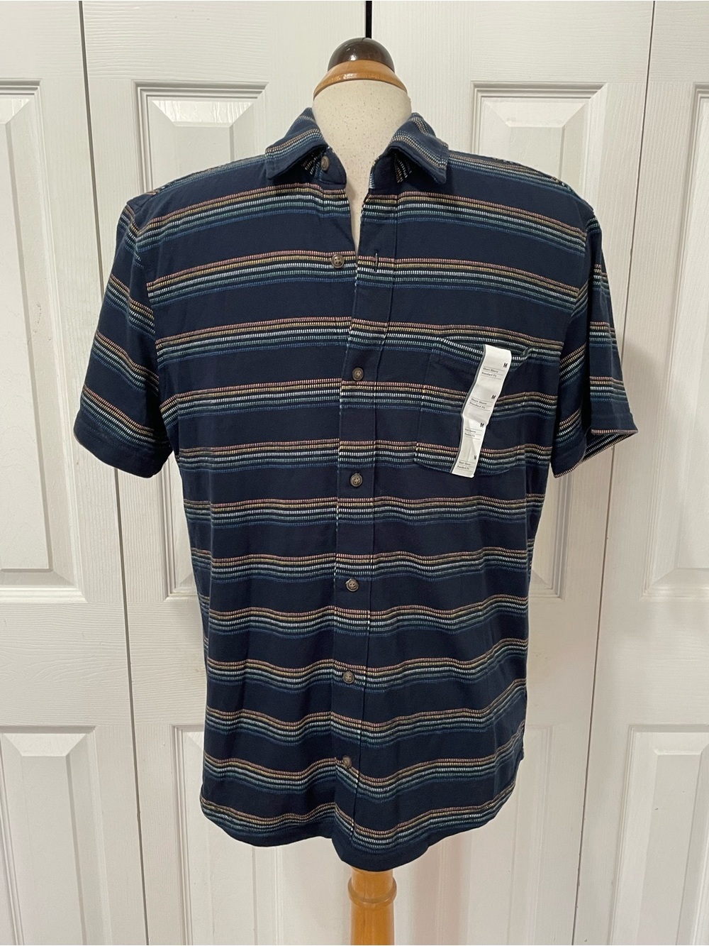 New Goodfellow & Co Navy Multicolor Striped Soft Short-Sleeve Button-up Shirt